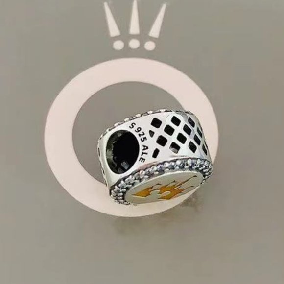 Pandora Annual Passholder Program | Walt Disney World Resort Charm Bead S925 ale - Picture 3 of 3